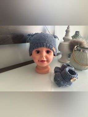 Handknitted Pom Beanie Hat and booties set